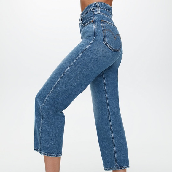 Levi’s Ribcage Straight Ankle Jeans - Picture 10 of 16